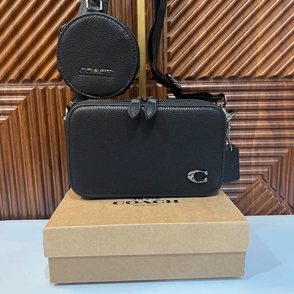 COACH Bolsa Crossbody Charter Negra