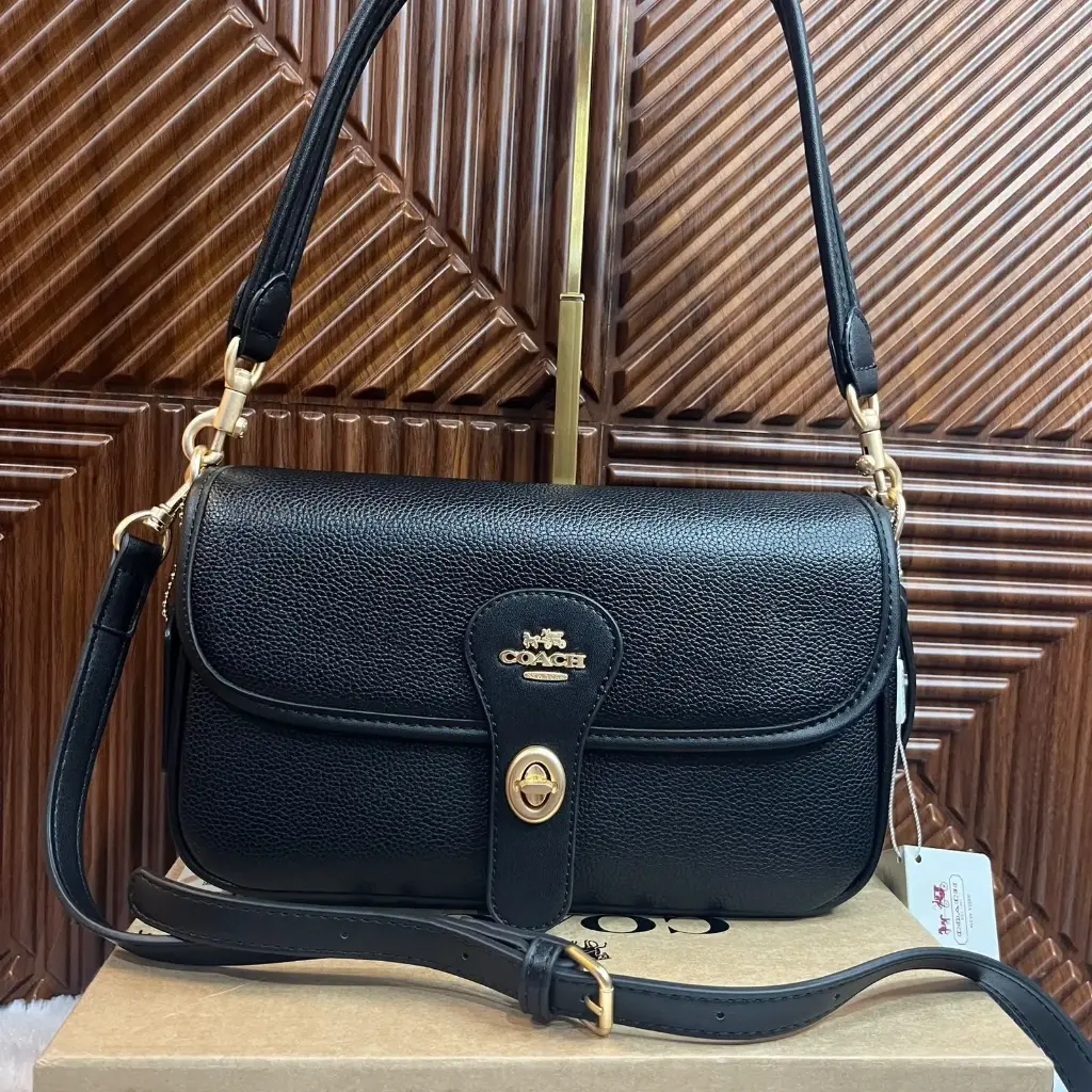 COACH Bolsa Hadley Shoulder Negra