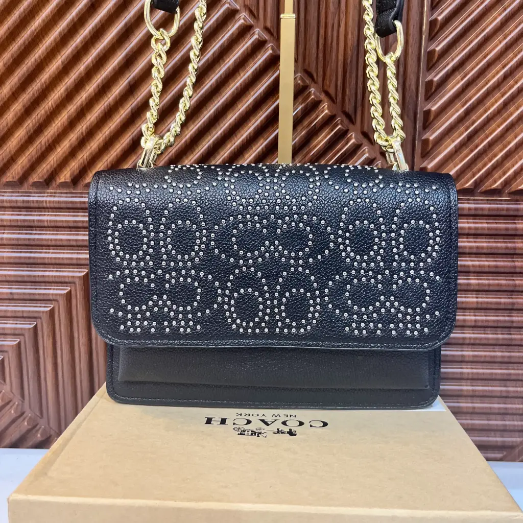 COACH Bolsa Klare Estoperoles Negra
