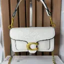 COACH Bolsa Mini Tabby Blanca c/Charms