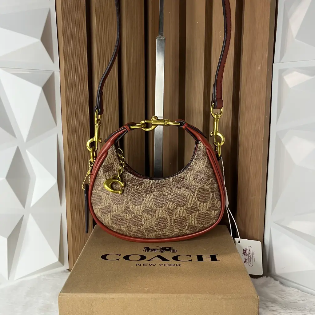 COACH Bolsa Mini Jonie Café