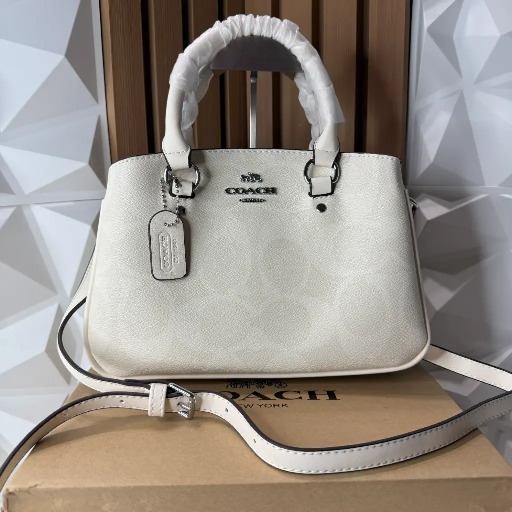 COACH Bolsa Savannah Blanca Holograma