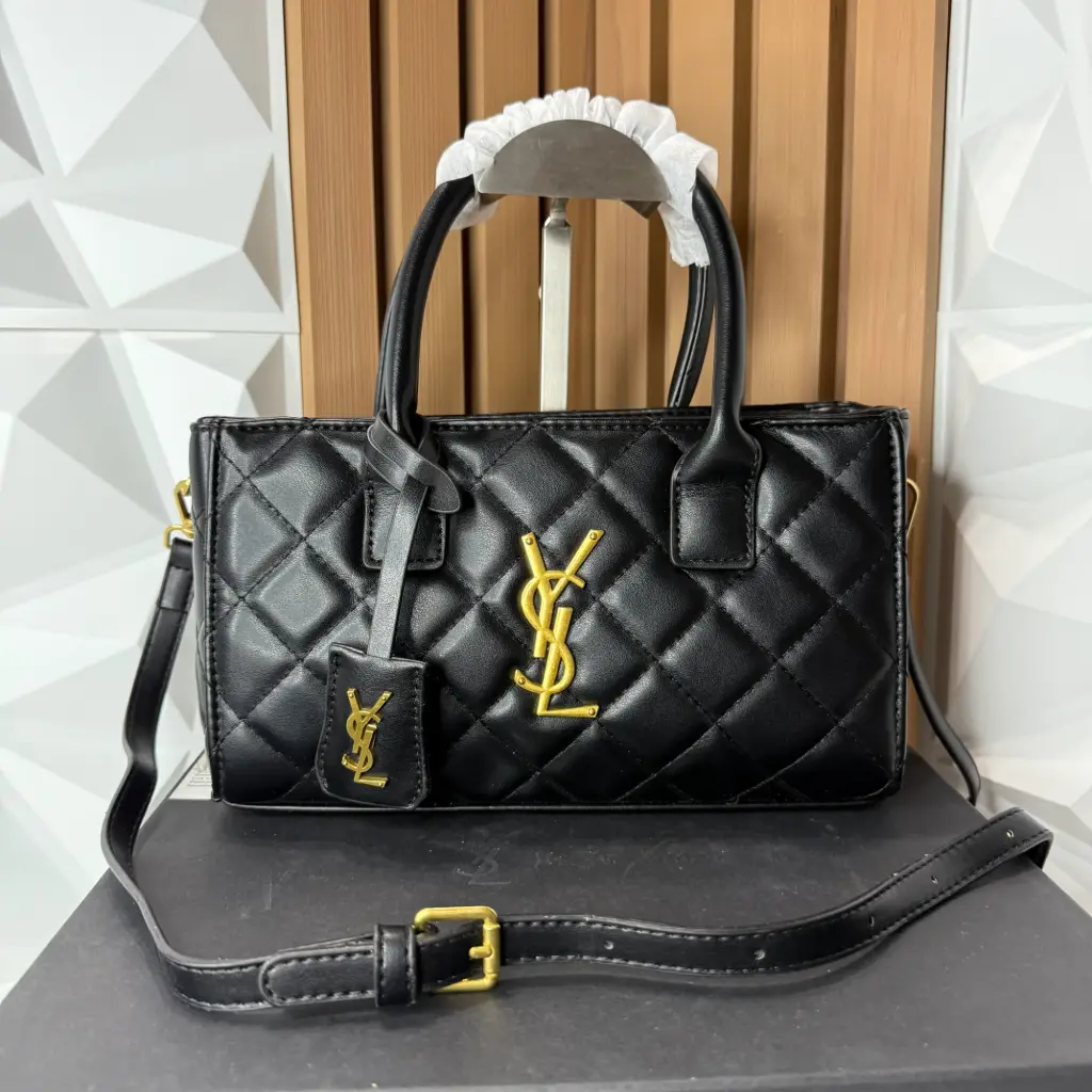 YSL Bolsa de Mano Crossbody Acolchonada Negra