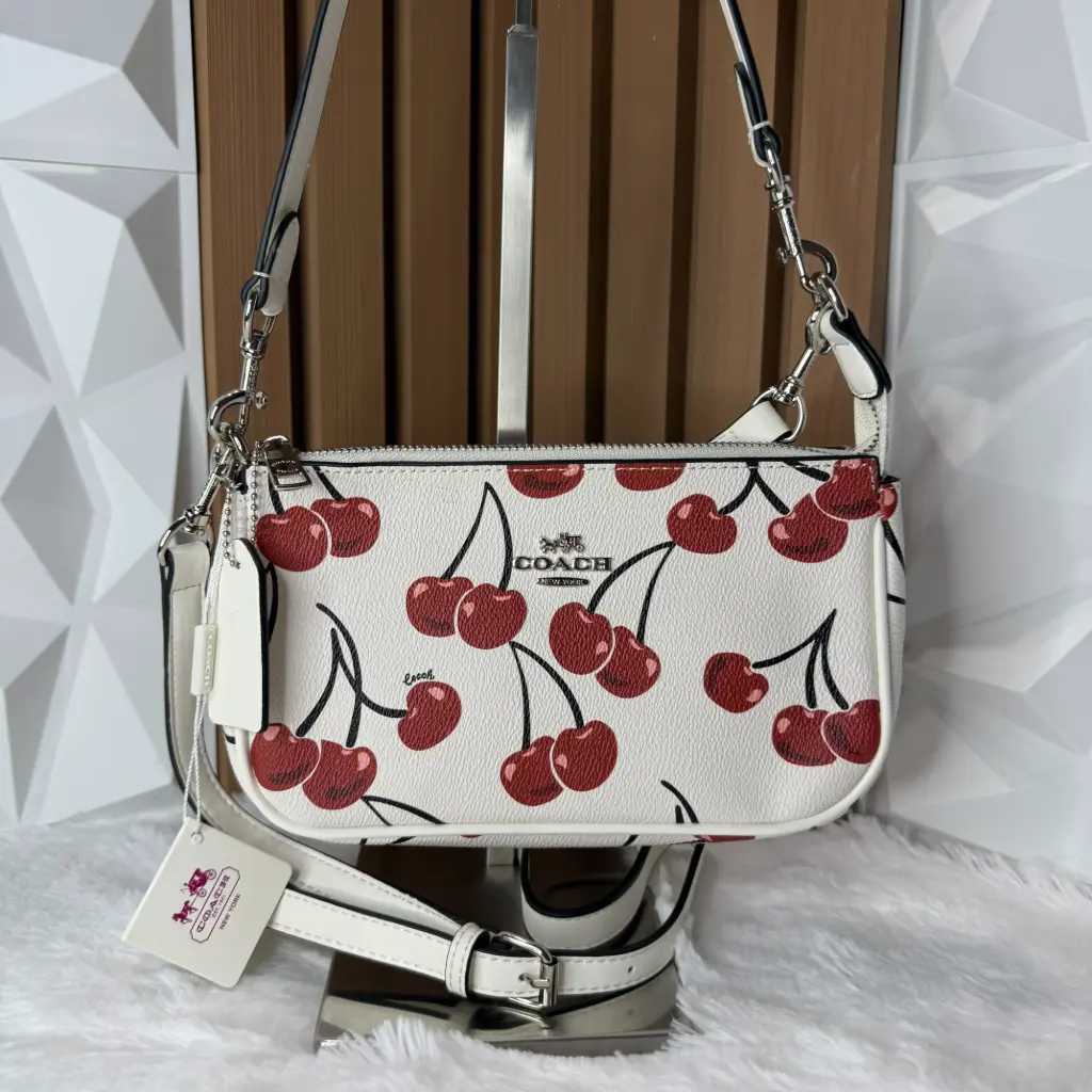 COACH Bolsa Nolita Cerezas Blanca