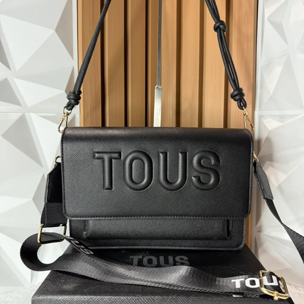 TOUS Bolsa de Hombro y Crossbody Negra