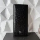 FERRAGAMO Tarjetero Cartera Grande Negro