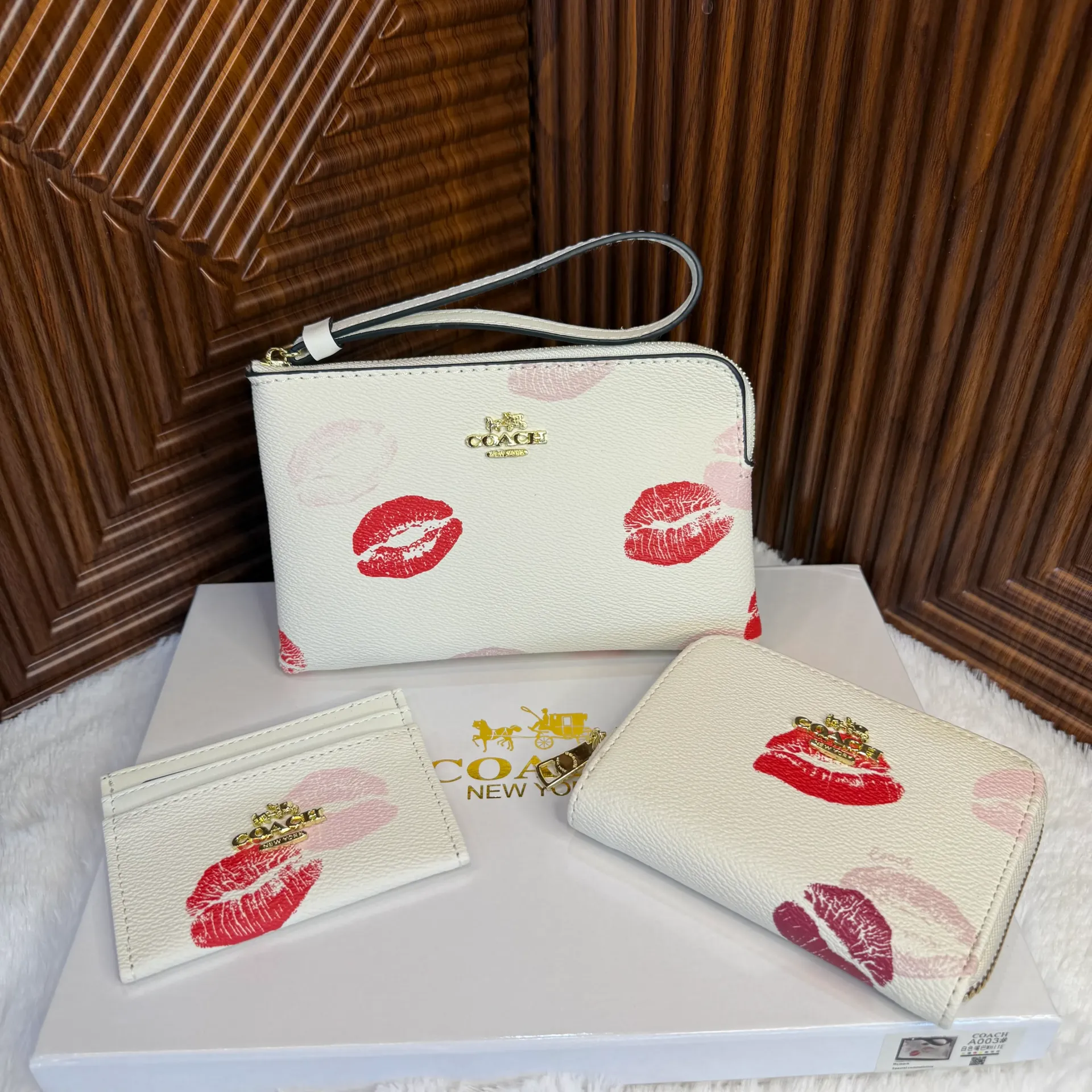 COACH Set de Carteras Besos Blanca