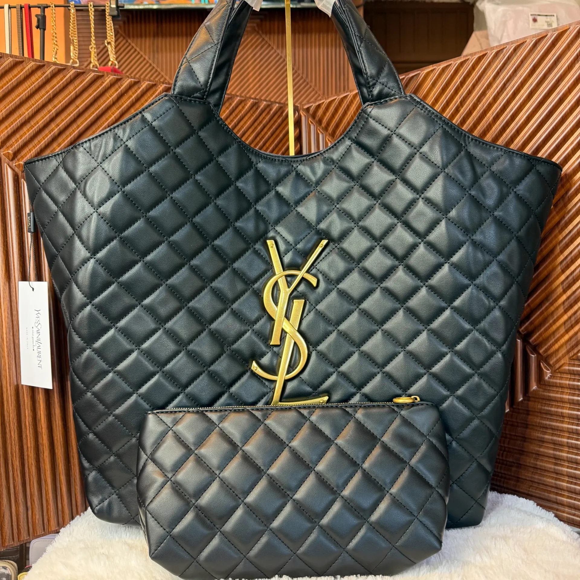YSL Bolsa Shopping Icare Maxi Negra