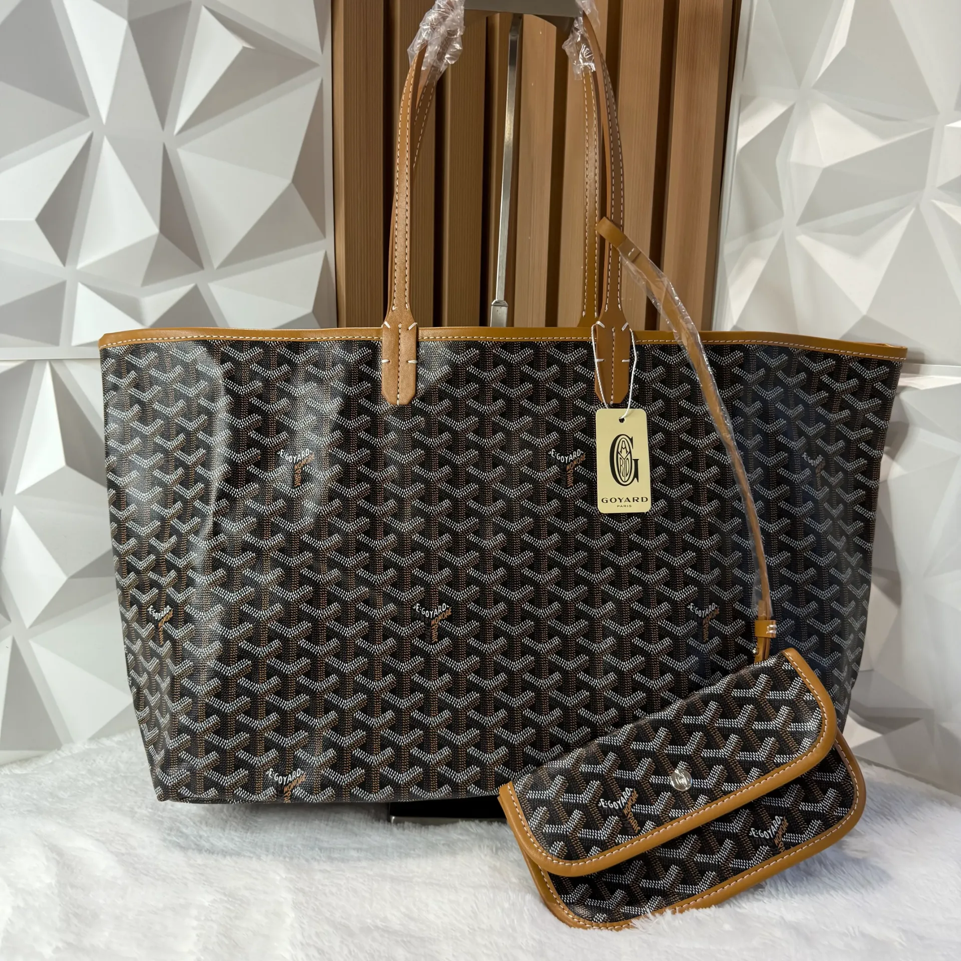 GOYARD Bosa Tote St. Louis Café