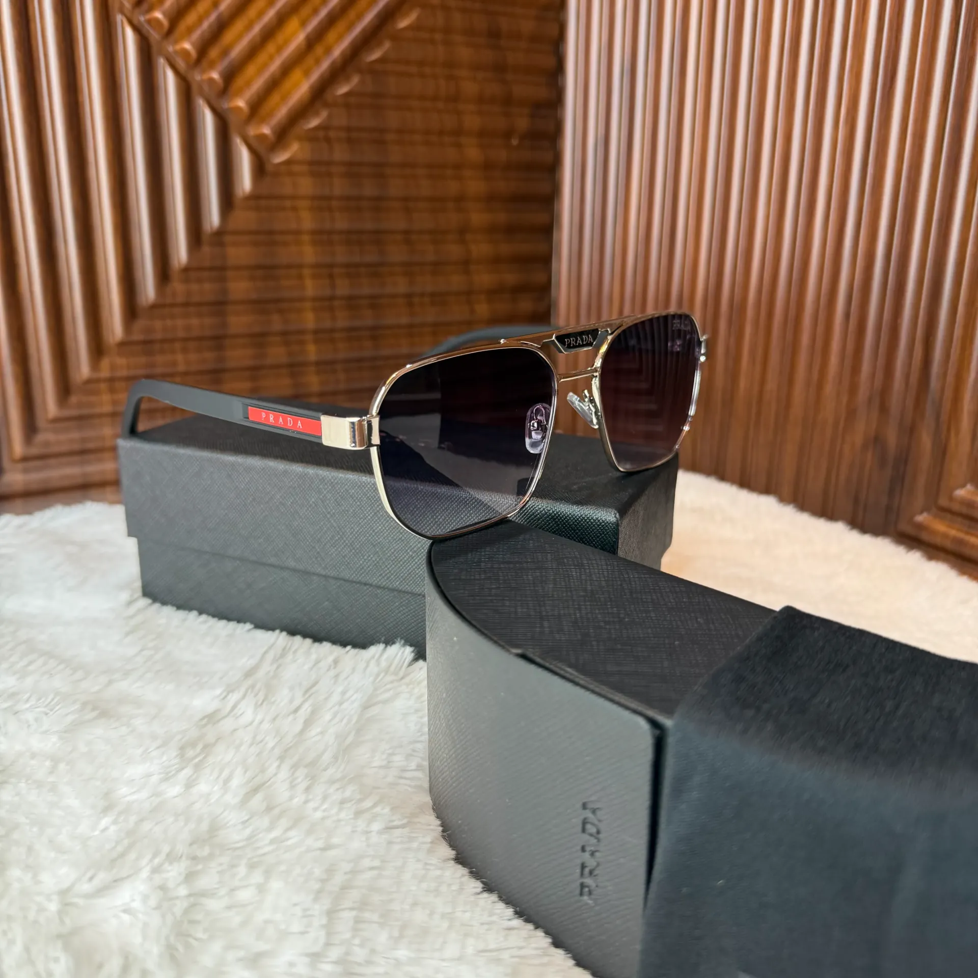 PRADA Lentes De Sol Negro c/Plateado