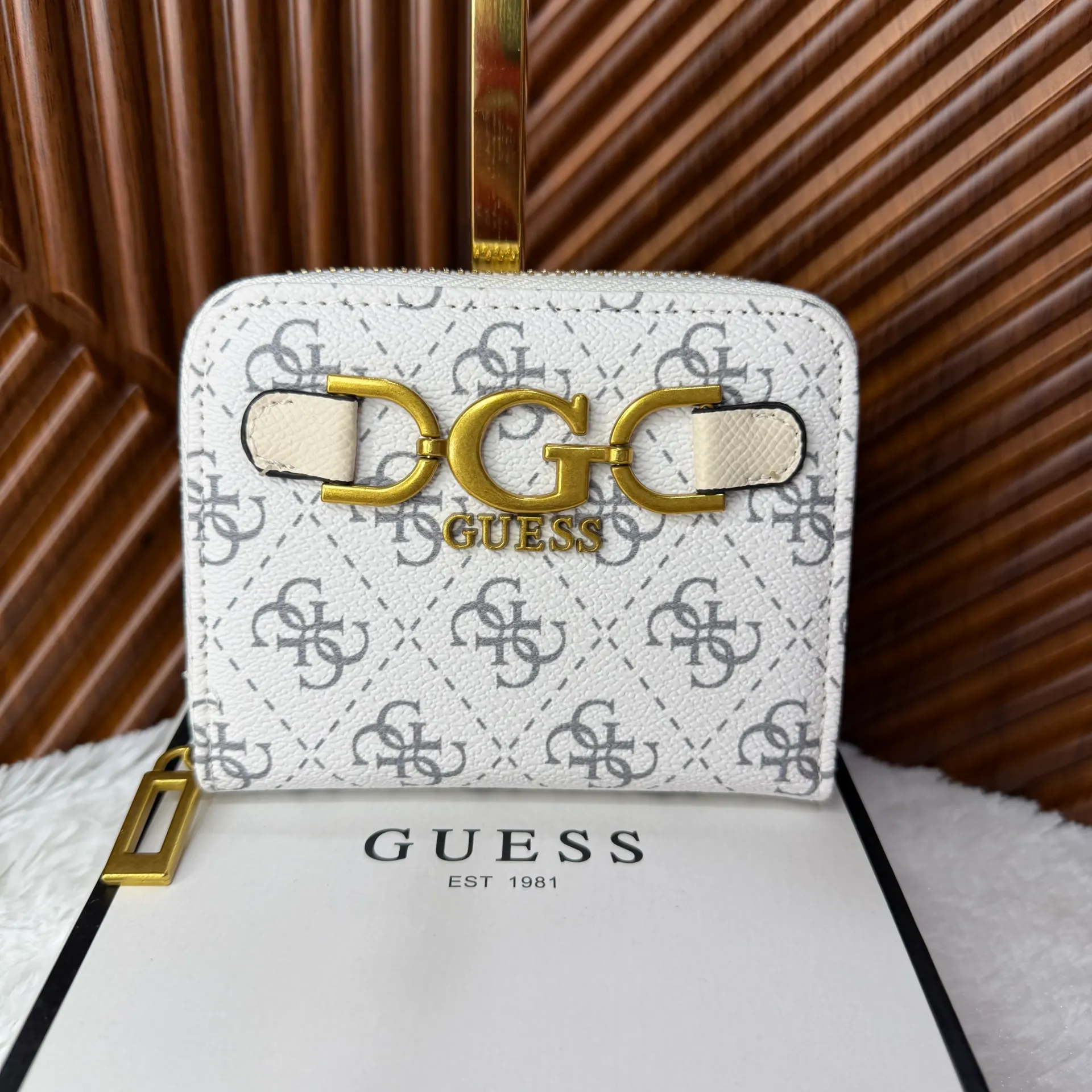 GUESS Cartera Chica Blanca