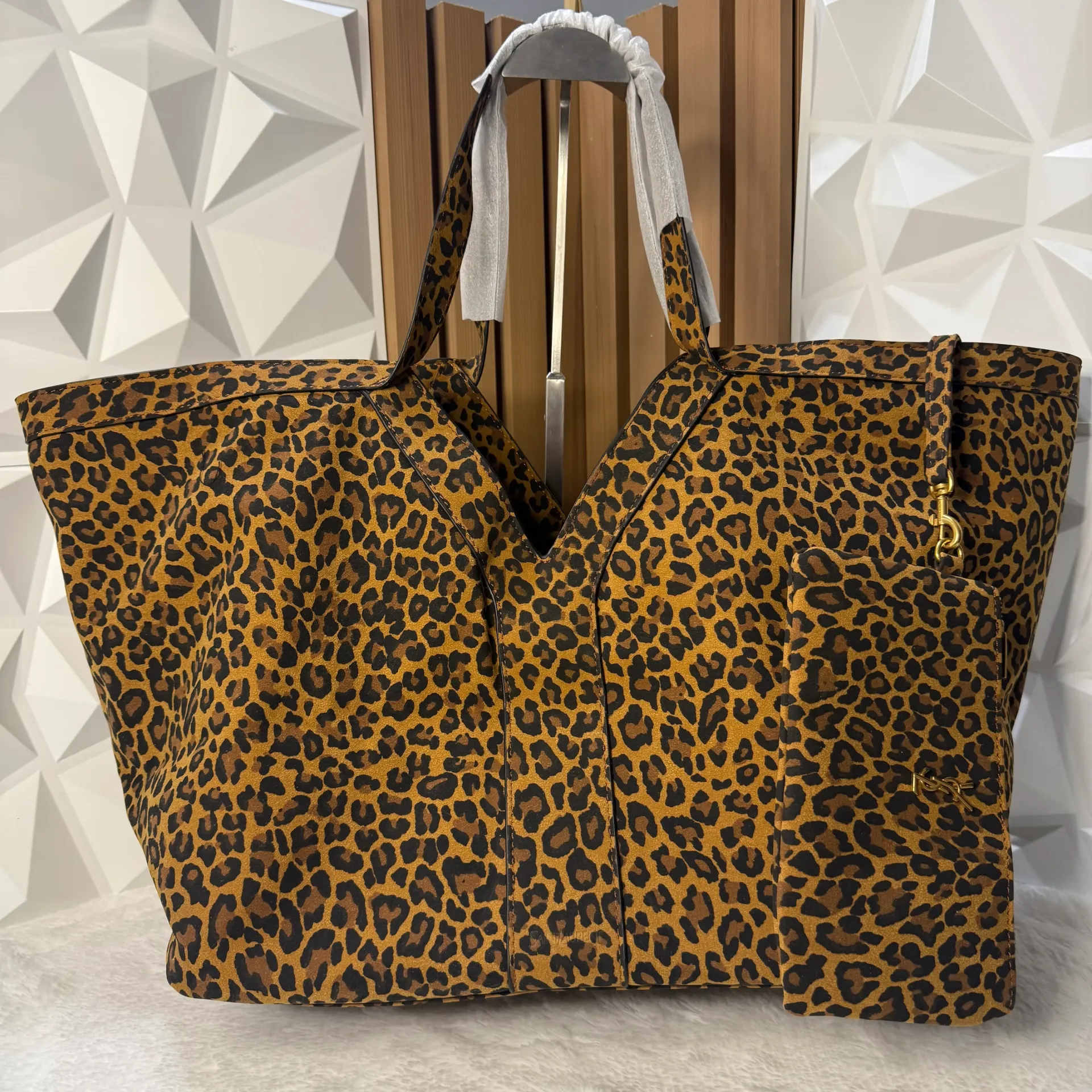 YSL Bolsa Tote "Y" Leopardo