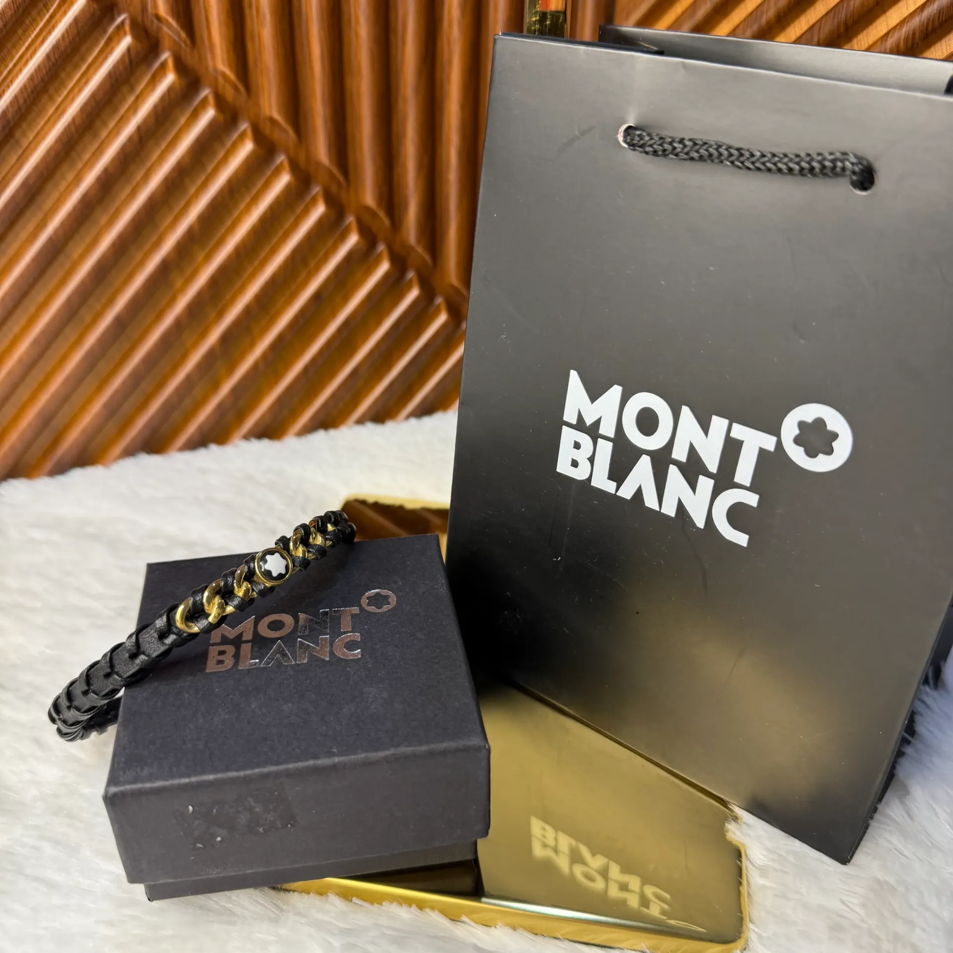 MONT BLANC Pulsera de Cuero Trenzado Negra