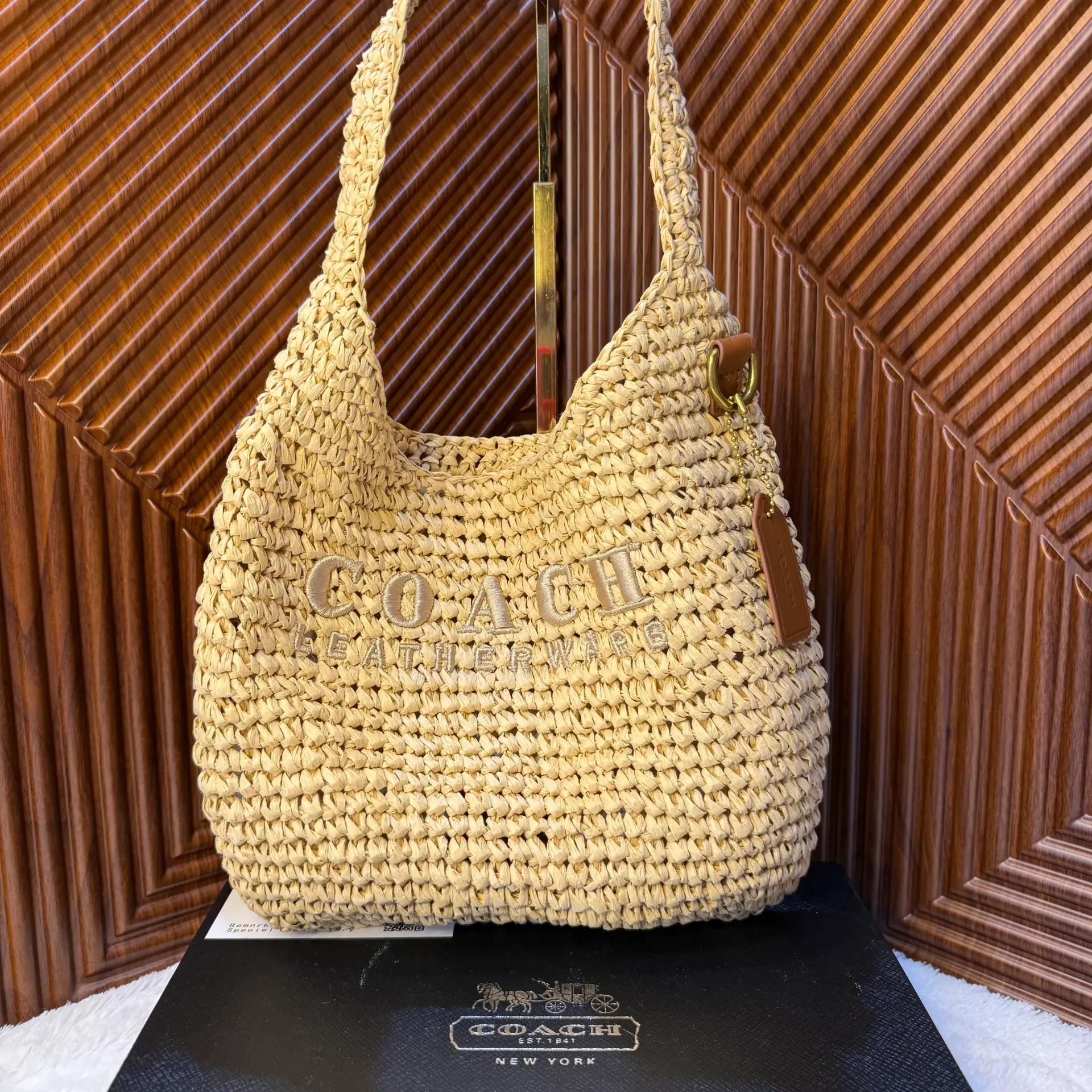 COACH Bolsa Brooklyn Rafia Caqui