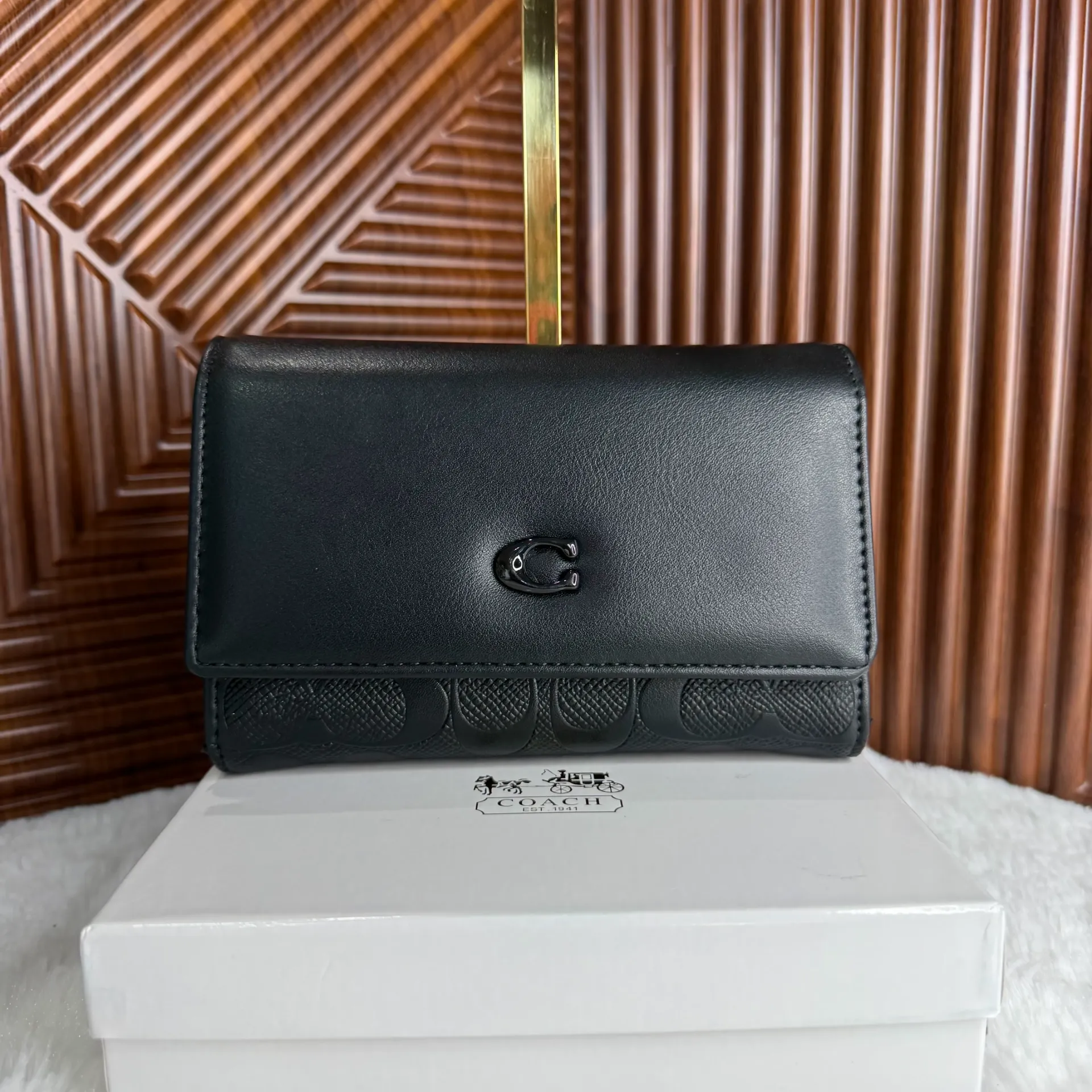 COACH Cartera Triple Plegable Grande Negra
