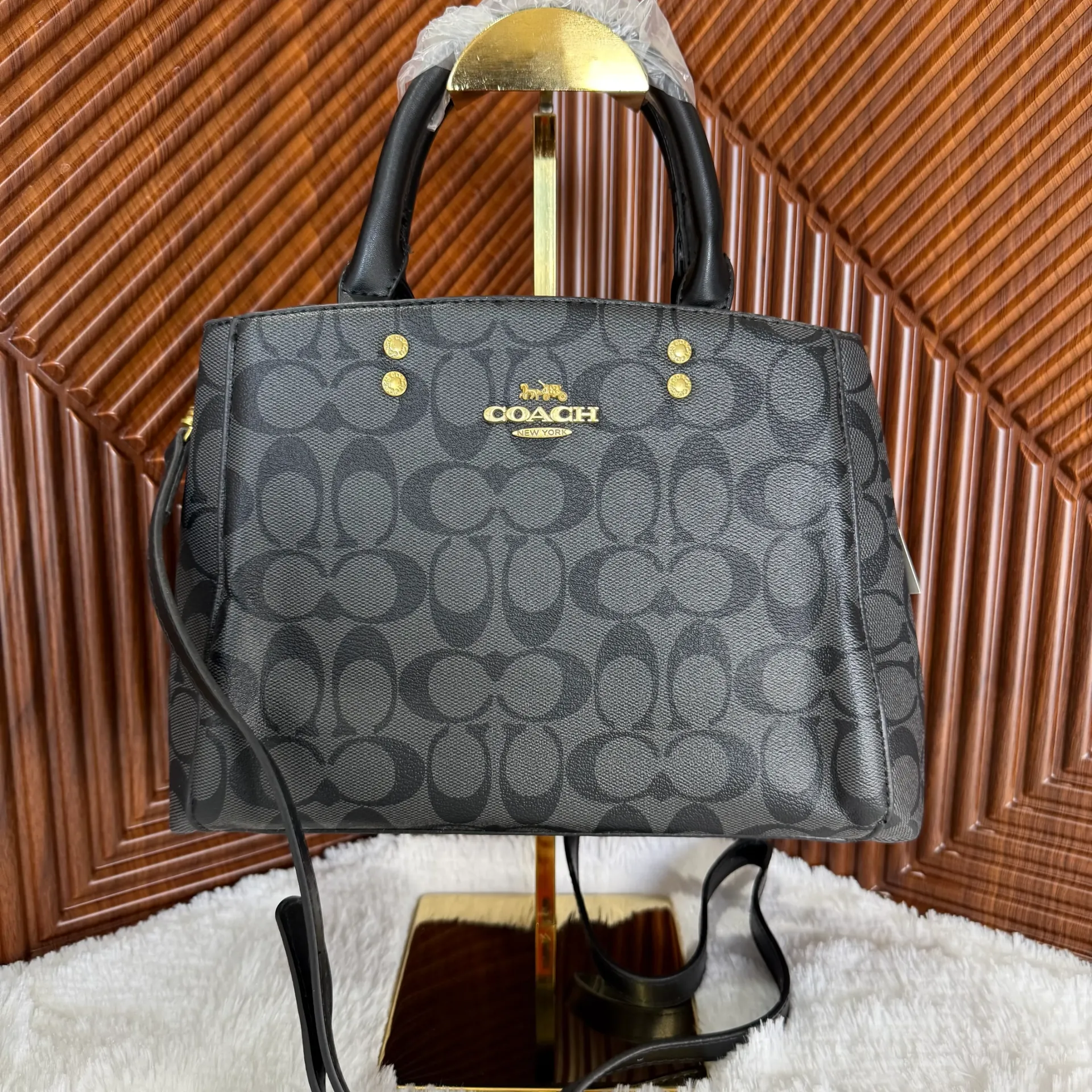 COACH Bolsa de Mano Negra Holograma