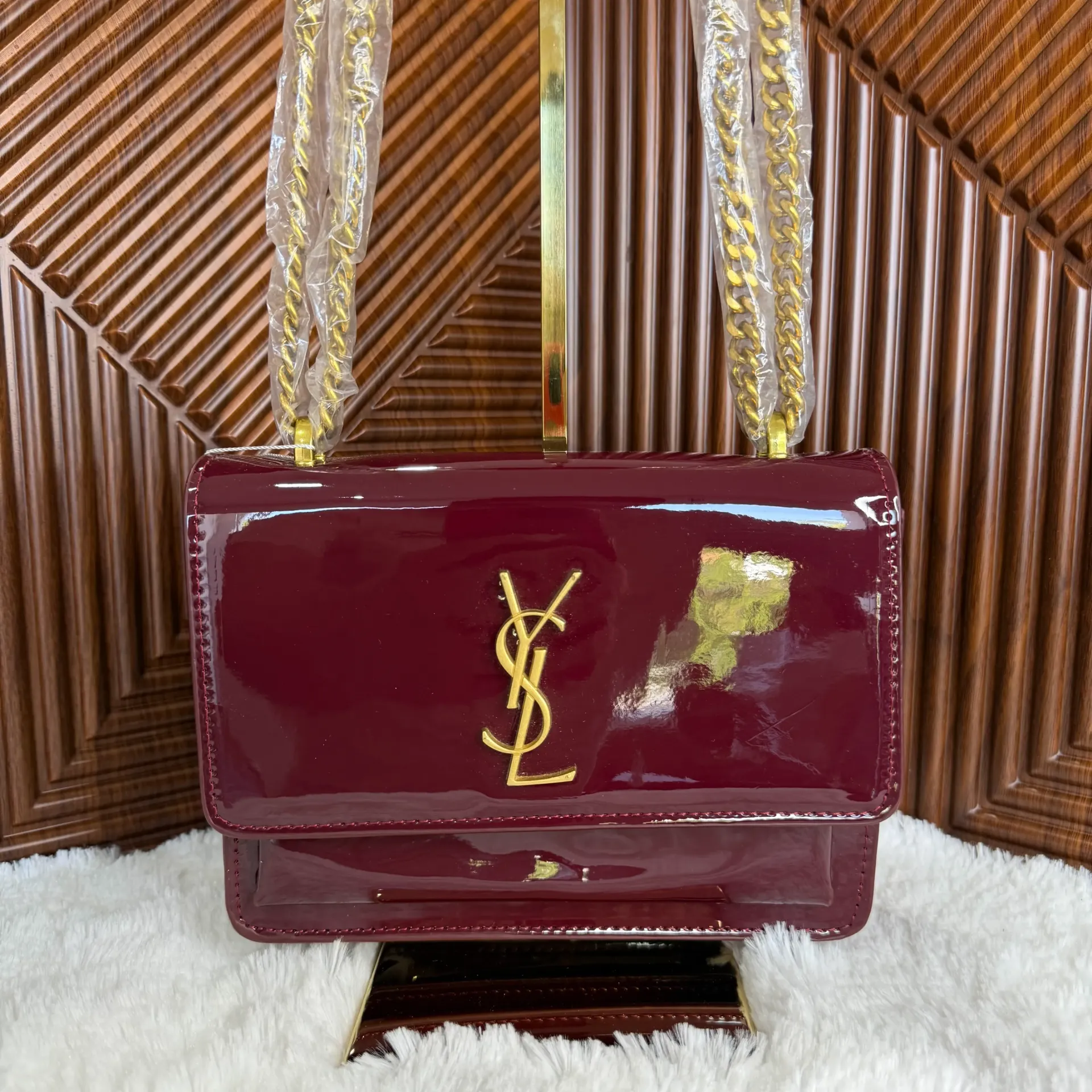 YSL Bolsa Sunset Vino Charol