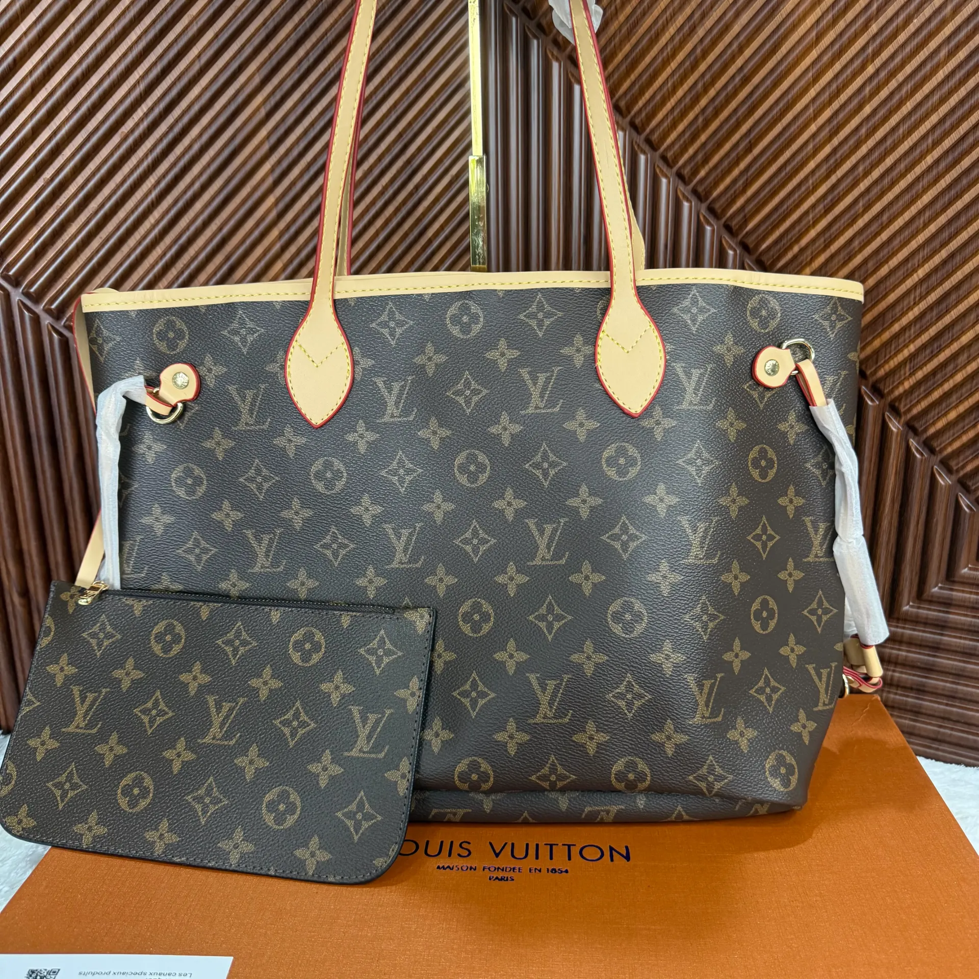 LV Bolsa Tote Neverfull Monogram Café