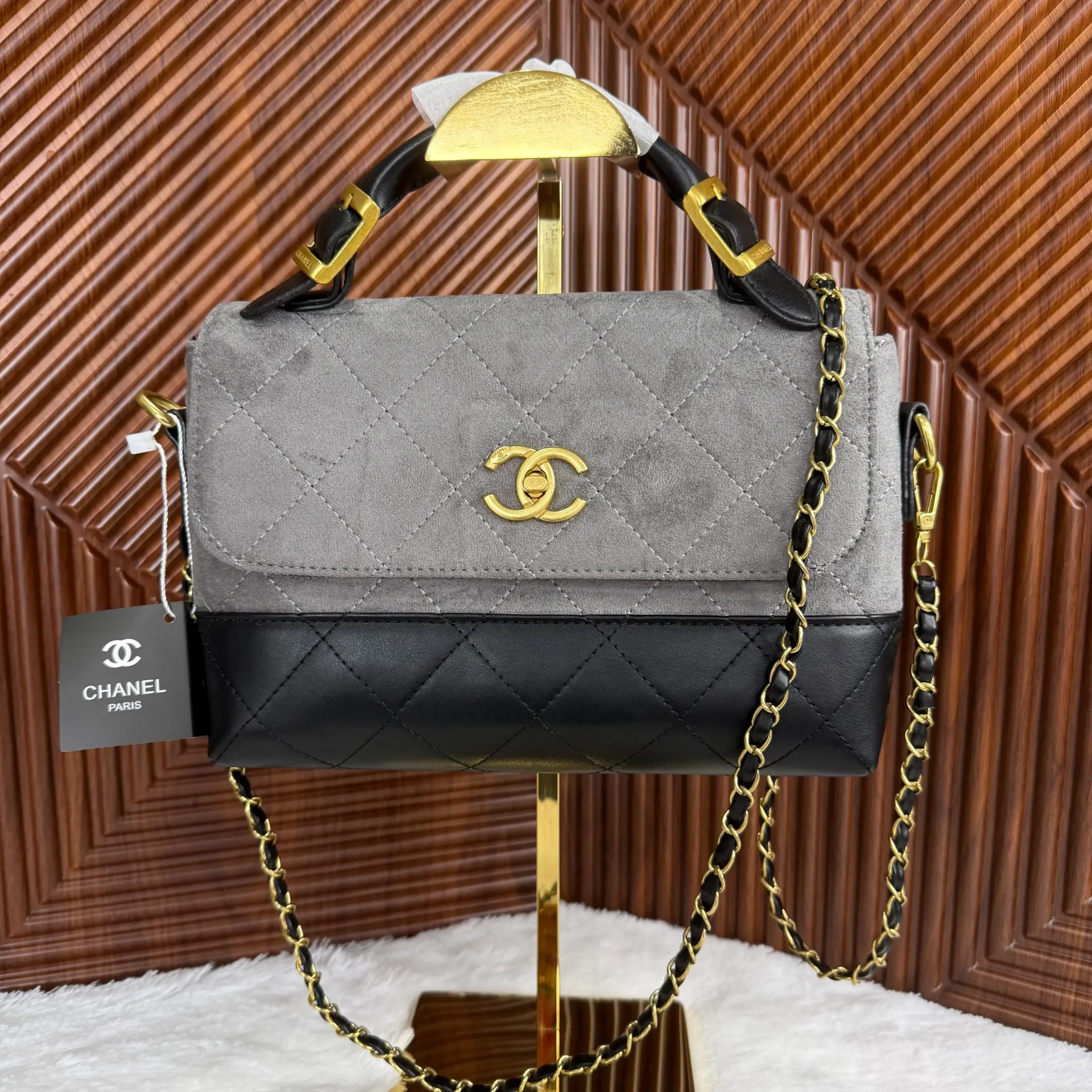 CHANEL Bolsa Handle de Gamuza Gris