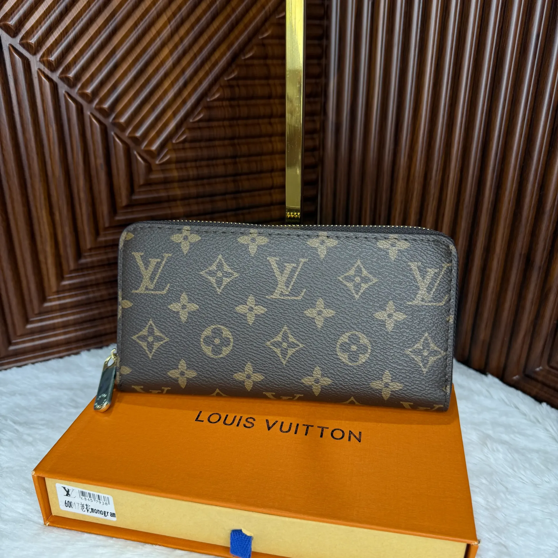 LV Cartera Grande Monogram Café