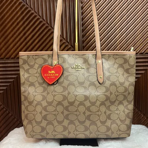 COACH Bolsa Tote Café Holograma
