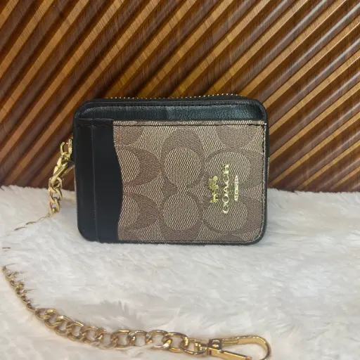 COACH Cartera Zip Card Negra c/Café 