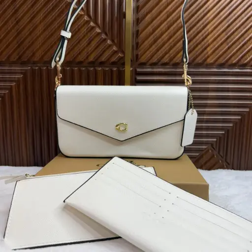 COACH Bolsa Envelope Cross body Blanca