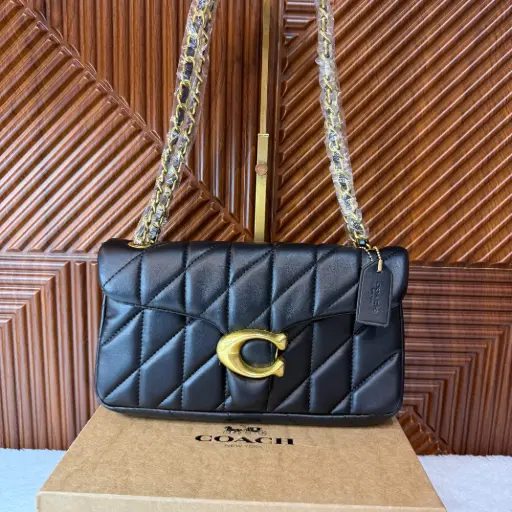COACH Bolsa Tabby Acolchonada Negra c/Dorado