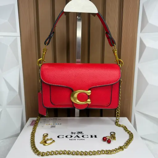 COACH Bolsa Mini Tabby Roja c/Charms