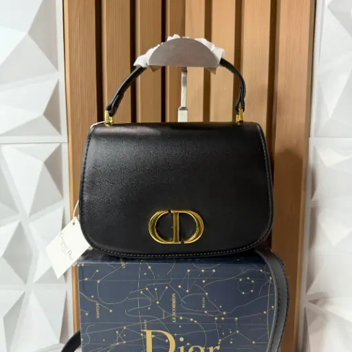 CHRISTIAN DIOR Bolsa Mediana Crossbody Negra