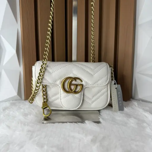 GUCCI Bolsa Mini Crossbody Blanca c/dorado