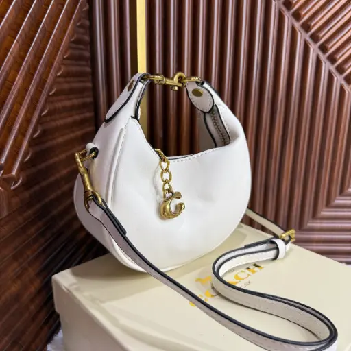 COACH Bolsa Mini Jonie Blanca